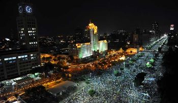 Medio millón de brasileños se lanzan a las calles; hubo enfrentamiento con la policía