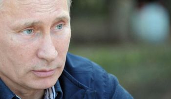 Putin acusa a EEUU de bloquear a Snowden en territorio ruso
