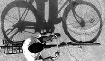 Hasta en bicicleta están asaltando en NY