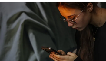 Adolescentes australianos pierden acceso a redes