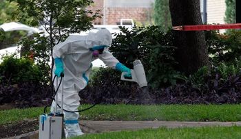 Una segunda trabajadora sanitaria en Texas da positivo por ébola