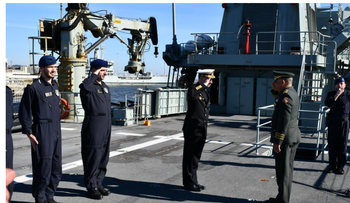 Ministro de Defensa visita base naval en Lisboa