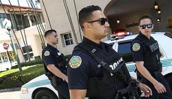 Arrestan a atacantes de afroamericano que escuchaba discurso de Luther King