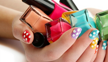 Truco fácil para secar tu esmalte de unas en menos de un minuto