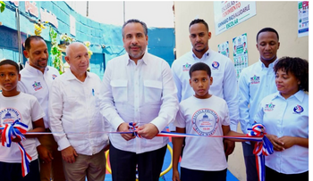 Lanzan programa "Escuelas en Movimiento"