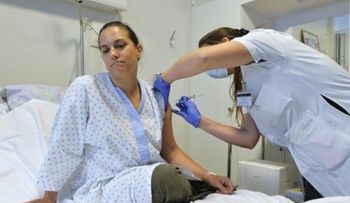 Vacuna experimental contra el ébola es efectiva en monos, según estudio