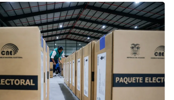 Ecuador decide sobre regreso de bases de EE.UU. al Pacífico sur