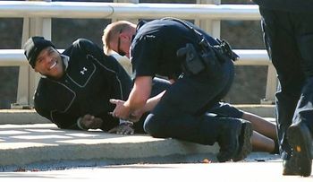 NFL: Quarterback Cam Newton se fractura espalda 