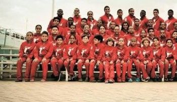 Marlins del Club Arroyo Hondo campeones del XXVII Invitacional de Natación de las Pirañas de Amaprosan