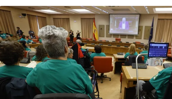 El BOE fija criterios de atención para personas con ELA avanzada