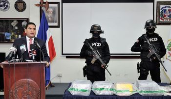 Decomisan 24 paquetes de drogas en contenedor en puerto de Haina