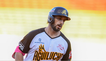 Águilas Cibaeñas vencen a Estrellas en tarde de niños en el Cibao