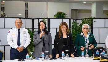 Gobierno flexibiliza horarios por Navidad y Año Nuevo