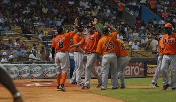 Posiciones equipos y último juegos de la temporada regular, este domingo