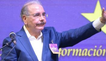 Danilo Medina viajó a EEUU tres días antes del apresamiento de sus colaboradores