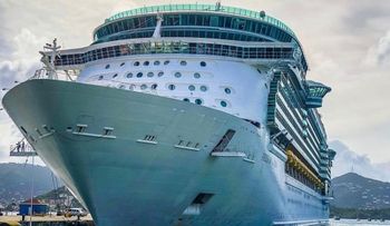 Interrogan familiares por muerte de una menor de 2 años, que cayó de un crucero