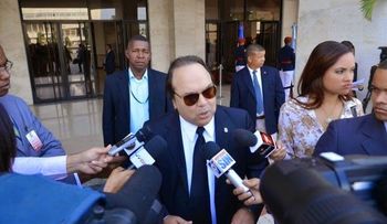 Vinicito pide controles por ébola incluyan la frontera con Haití