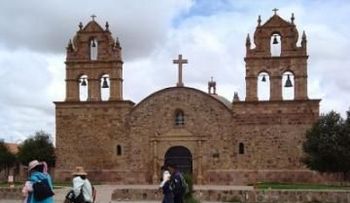 Apresan sacerdote que robó joyas de una virgen