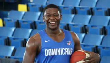 Dominicano Ángel Delgado: "Aquí nadie se rinde"