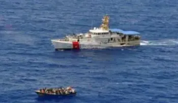 Detienen a 76 dominicanos y 3 venezolanos en aguas de Puerto Rico