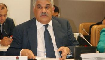 El cura Domingo Espinal llega "sonriente" al Palacio de Justicia