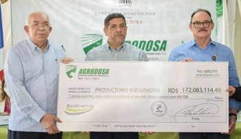 Presidente Luis Abinader dispone pago 172 millones pesos a productores agrícolas de La Vega