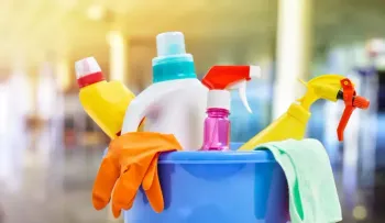 Colgate retira del mercado detergentes "Fabuloso" por riesgo de exposición bacterial