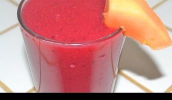 Video: Jugo para perder peso, desintoxicar, limpiar el colon y bajar el colesterol