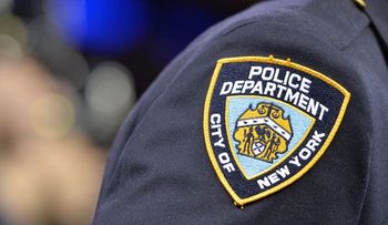 Arrestan policía dominicano exigía sexo y dinero a mujeres a cambio de trabajo; coleccionaba pantis