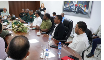 Autoridades y plazas coordinan tránsito por Black Friday