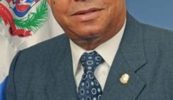 Oficialistas y opositores atrapados por indecisión de Danilo Medina sobre repostulación