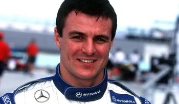 Mark Blundell, ex piloto de pruebas de McLaren, dijo que Ayrton Senna era "increíblemente egoísta"