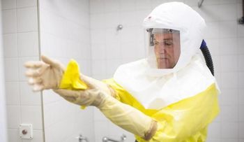 La OPS envía equipos técnicos de preparación para el ébola en América Latina 