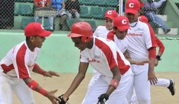 Reyes vencen a Los Alcarrizos en inicio Clásico Scotiabank de Pequeñas Ligas