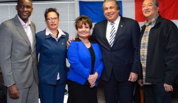 Cónsul Castillo se reúne con la comunidad dominicana en Albany  