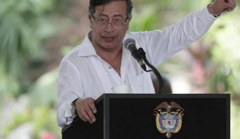 Petro acusa Gobierno peruano de ocupar territorio colombiano en la Amazonía