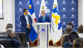 Contraloría y Contrataciones: no a servicios sin contrato registrado