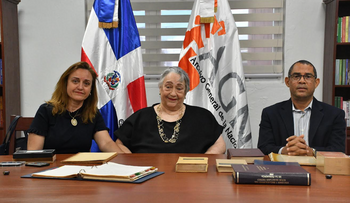 Donan archivos y biblioteca de Guillermo Caram al AGN