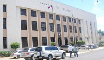 Condenan a 20 años hombre acusado de cometer incesto contra hijastra