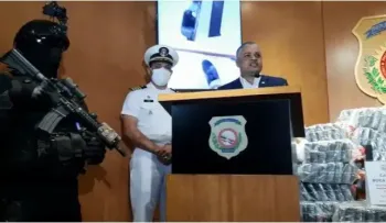 Apresan a tres e incautan 850 paquetes presumiblemente cocaína en Boca Chica
