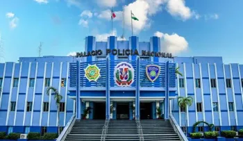 Policía desarticula fábrica ilegal de bebidas adulteradas en Barahona