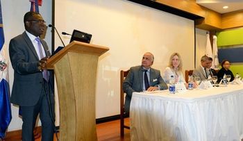 Aduanas de RD y Haití entrenan técnicos sobre armonización arancelaria