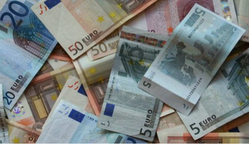 Regala su dinero con tal de no tener que dárselo a su ex mujer