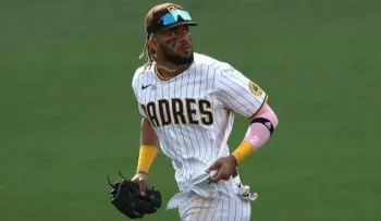 Tatis Jr. vuelve al terreno de juego tras lesión y suspensión