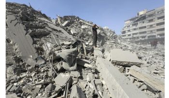 Israel destruye la torre más alta de Gaza