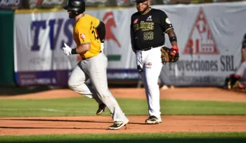 Aguilas derrotan Gigantes con "majaguaso" de Hudson 