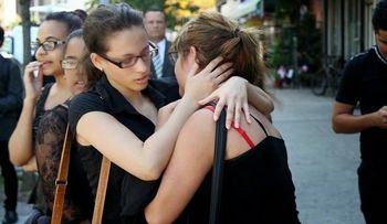 Nueve horas sangrientas en NY dejan 13 heridos a balazos y puñaladas; hay varios graves