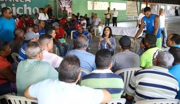 Gobierno financiará con RD$71 MM a afectados del fuego en mercado de La Vega