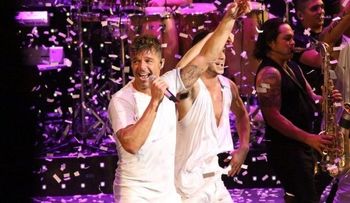Cantante Ricky Martin "sube la adrenalina" en Altos de Chavón