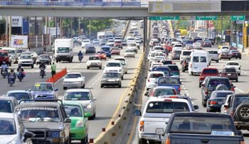 Transportistas en John F. Kennedy denuncian invasión de rutas por CNTU; exigen al Intrant aclarar situación